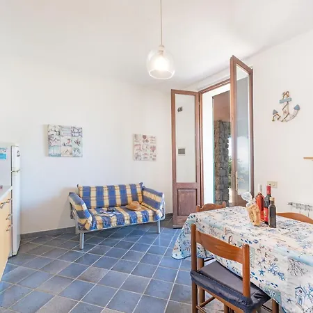 Sansone Beach Apartment